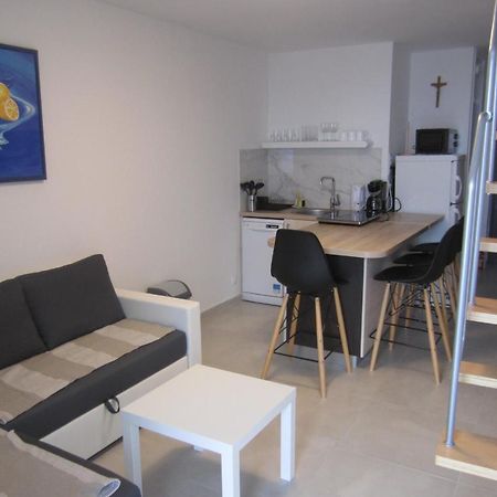Apartman Valinor Miholascica Eksteriør billede