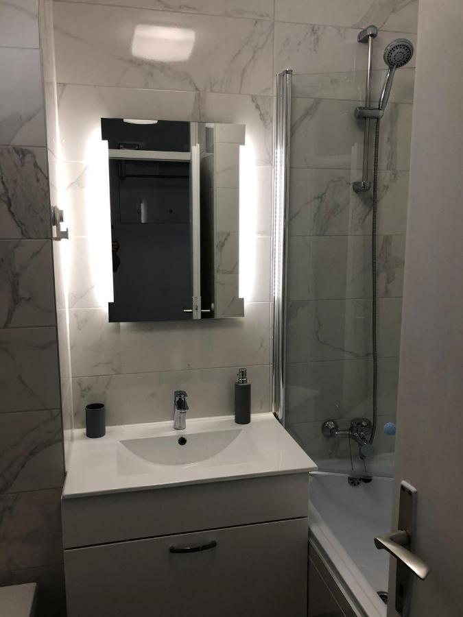 Apartman Valinor Miholascica Eksteriør billede