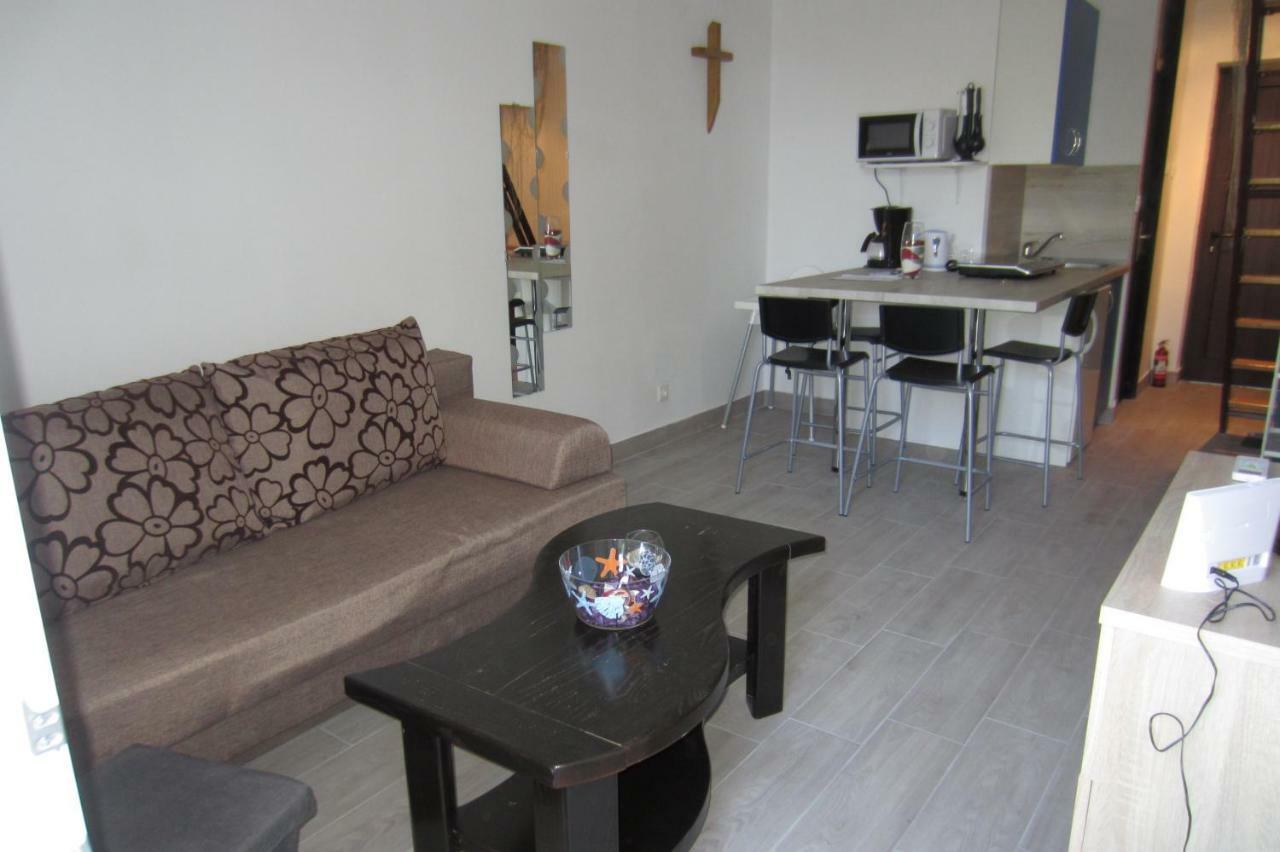 Apartman Valinor Miholascica Eksteriør billede